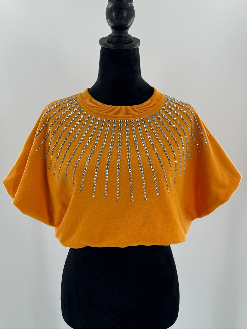 NWOT Queen of Sparkles Sunshine Rhinestone Dolman Top Size Small